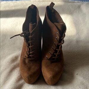 Women’s Aldo Brown Suede Lace-Up Ankle Boots